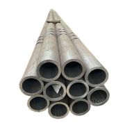 High-temperature seamless alloy steel pipe for petroleum cracking and thermal systems