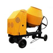 UT500 high-capacity 2-bag mixer with 500-liter drum for medium-scale concrete projects