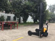 Electric Stacker Truck